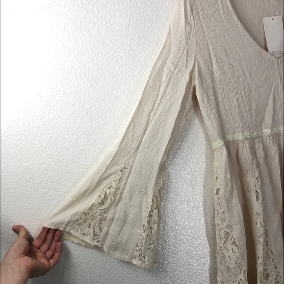 NWT Tobi Sheer And Lace Dress - Picture 2 of 6